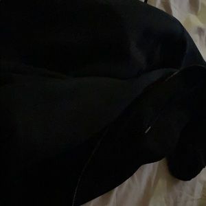 It’s a jacket I never worn it’s still new